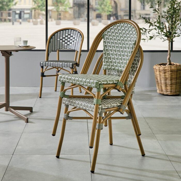 Chaise bistrot TOKYO empilable