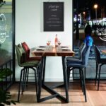 Chaise de bar tournante REVA